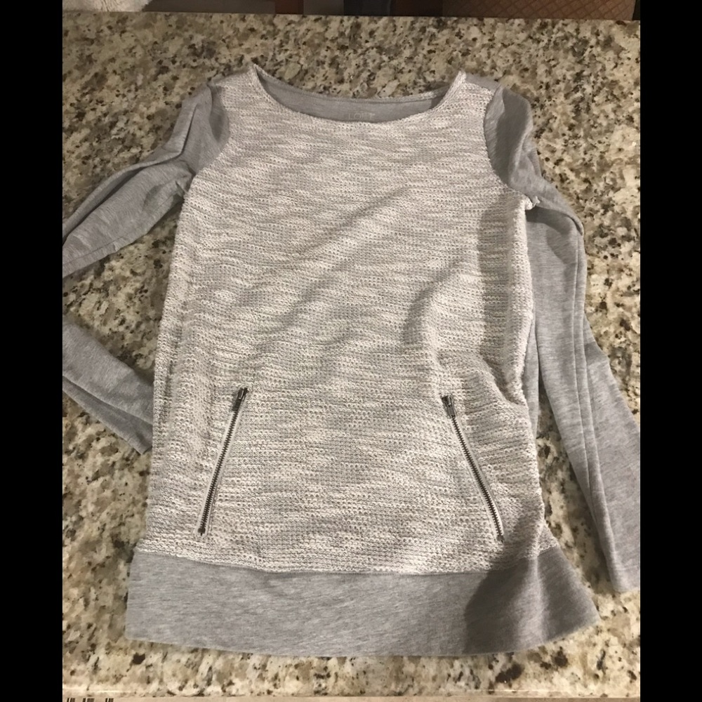 Lt. grey/white Silver sweater/sweatshirt lounger